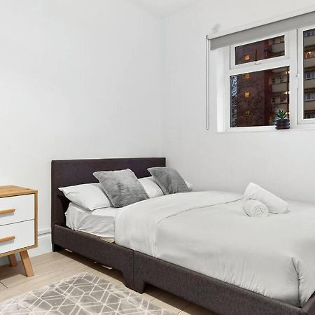 Holiday Home Near Kings Cross Sleep 12 Sp7 Londra Esterno foto